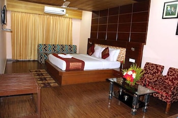 hotel vijoya international