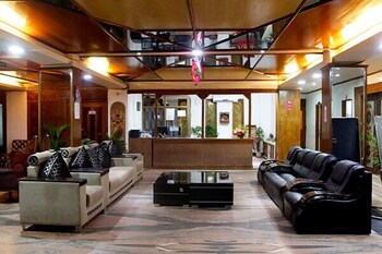 hotel vijoya international