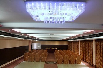 hotel vijoya international