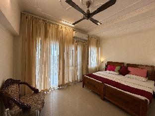 high bank peasants cottage