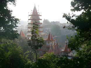 high bank peasants cottage