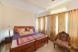 high bank peasants cottage