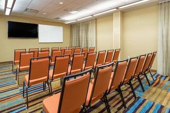 fairfield inn and suites by marriott louisville downtown
