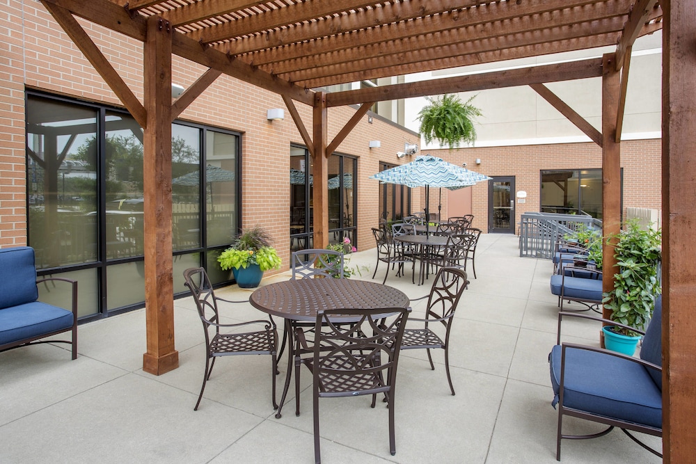 fairfield inn and suites by marriott louisville downtown