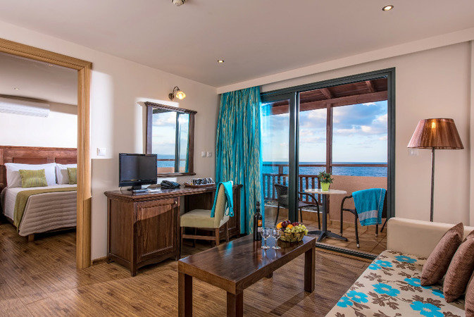 koutrakis suites by estia