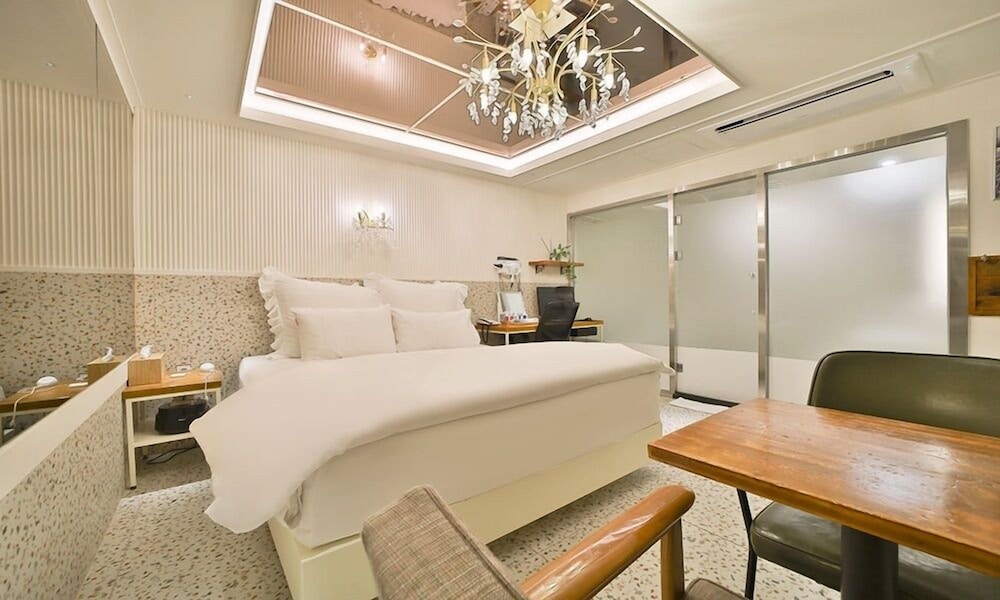 hotel february dongdaegu