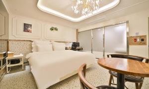 hotel february dongdaegu