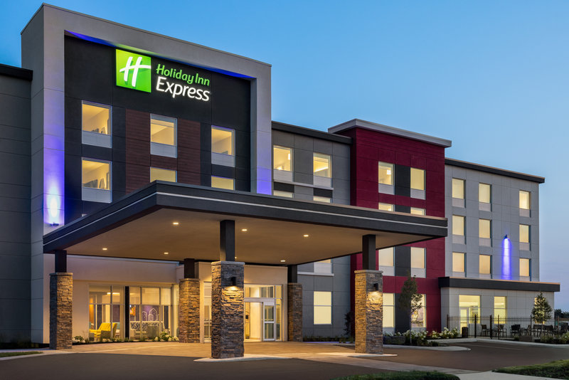 holiday inn express strathroy an ihg hotel