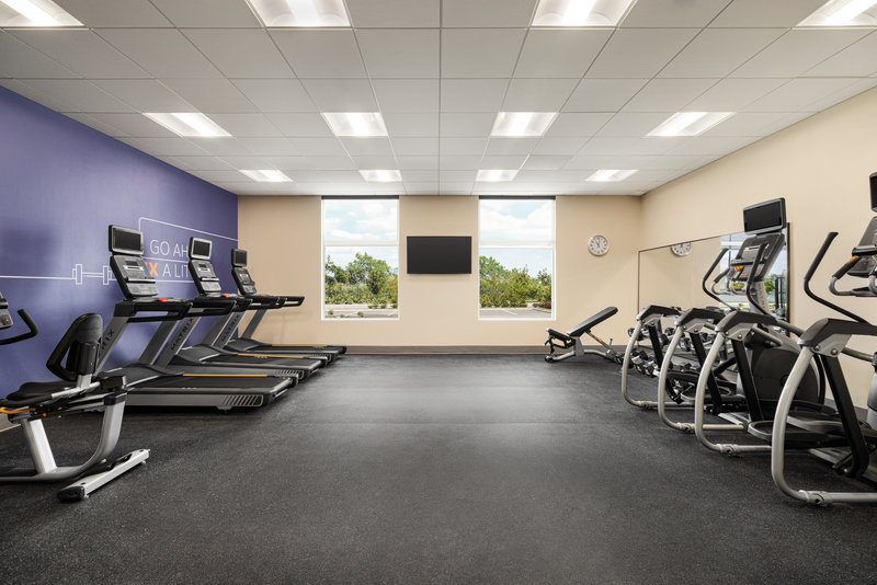 holiday inn express strathroy an ihg hotel
