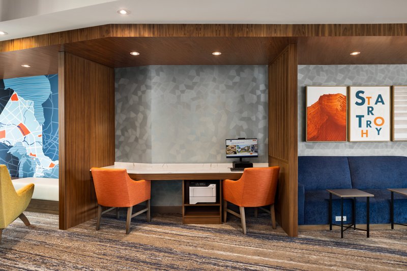 holiday inn express strathroy an ihg hotel