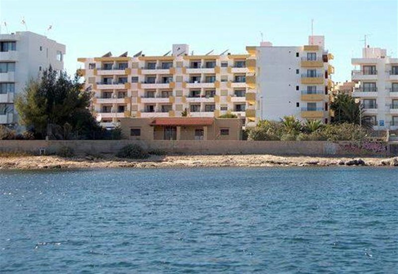 ryans ibiza apartments adults only