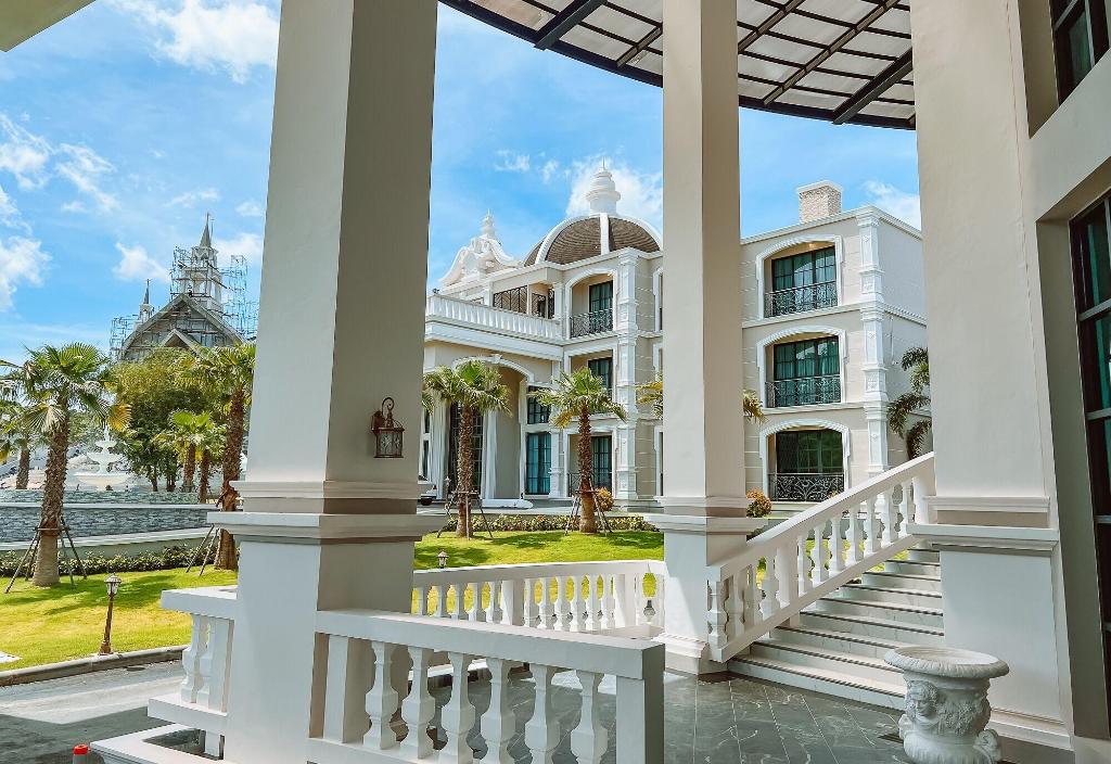 grand lord hoteland residence