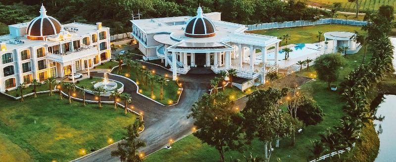 grand lord hoteland residence