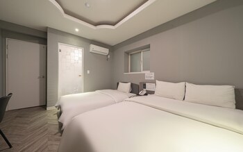 ilsan wainscot hotel