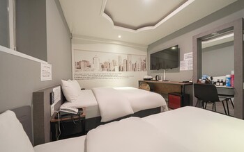 ilsan wainscot hotel