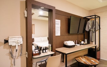 ilsan wainscot hotel