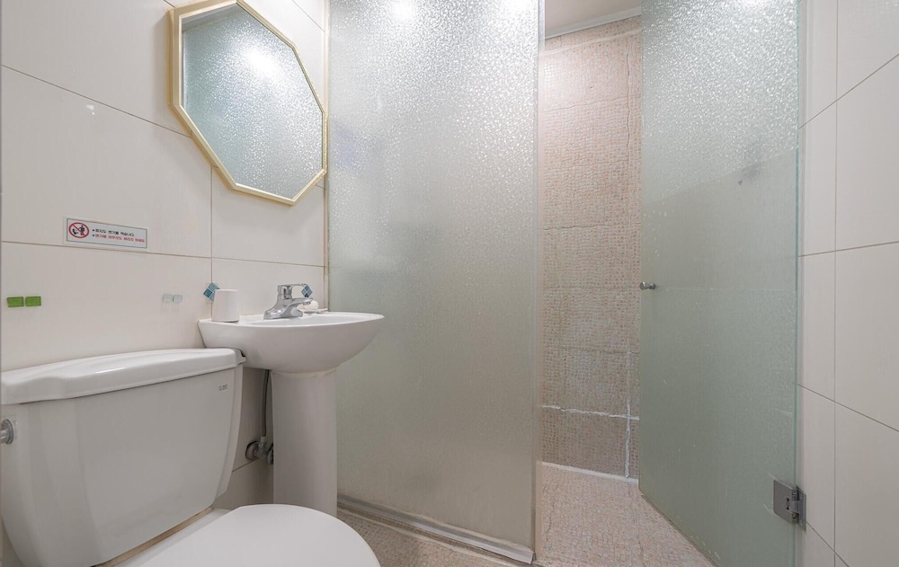 ilsan wainscot hotel
