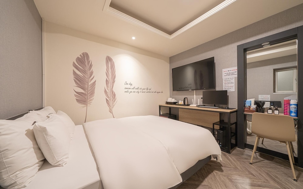 ilsan wainscot hotel