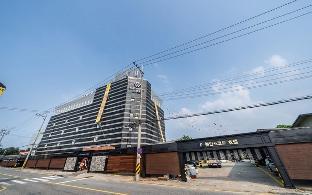 ilsan wainscot hotel