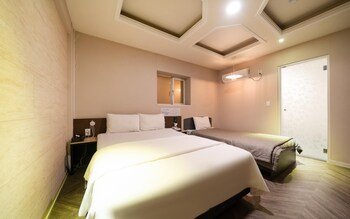 Ilsan Wainscot Hotel,,0 star