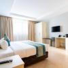 blooming suites