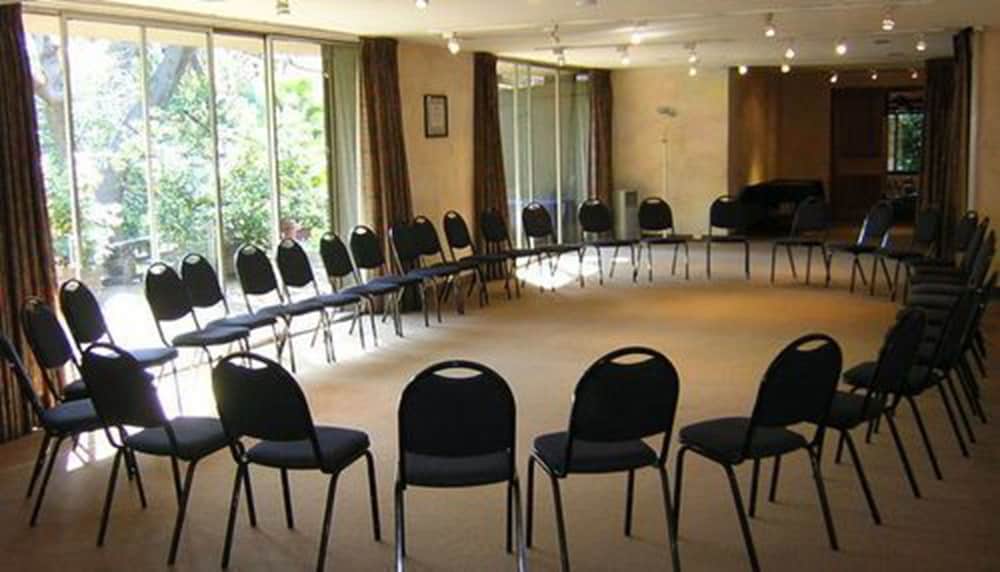 hotel acacias de vitacura