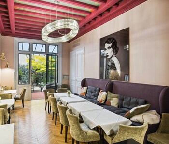 Le Paris Singulier,Passy>>Paris,3 star