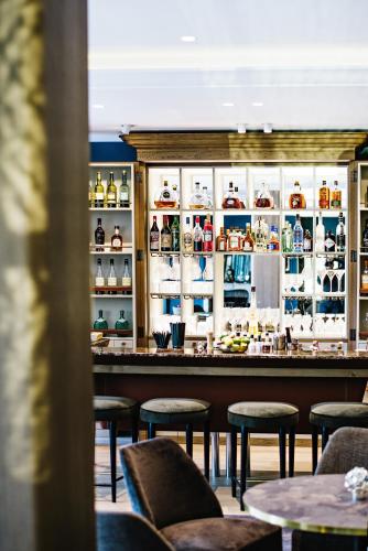 auberge du pere bise jean sulpice