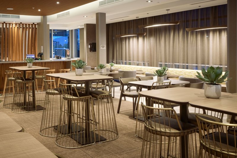 springhill suites by marriott medford airport