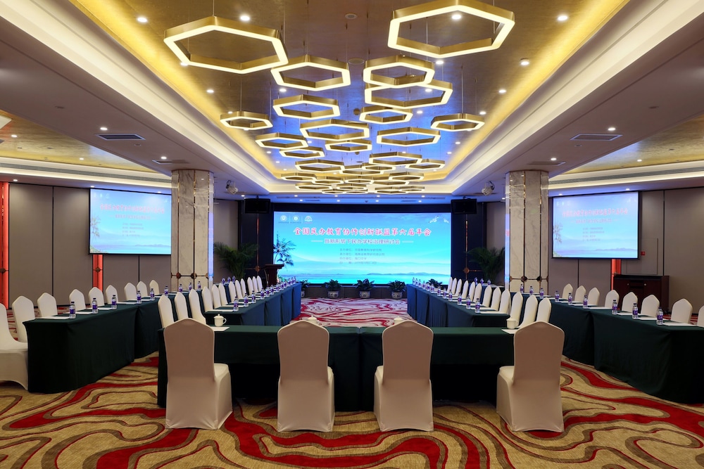 baohua harbour view hotel