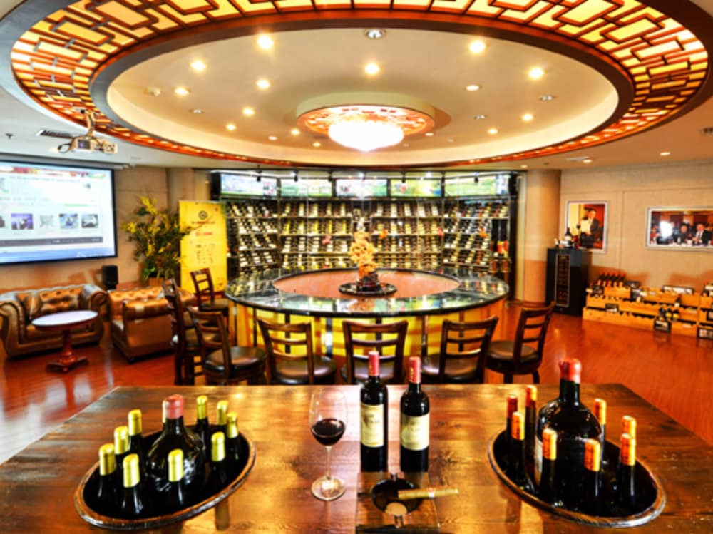 baohua harbour view hotel