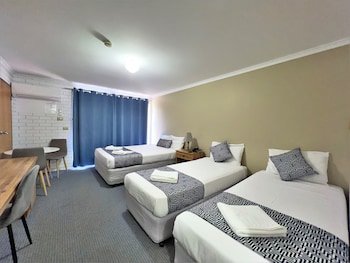 Albury Garden Court Motel,South Albury>>Albury,4 star