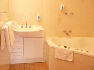 australia park motel