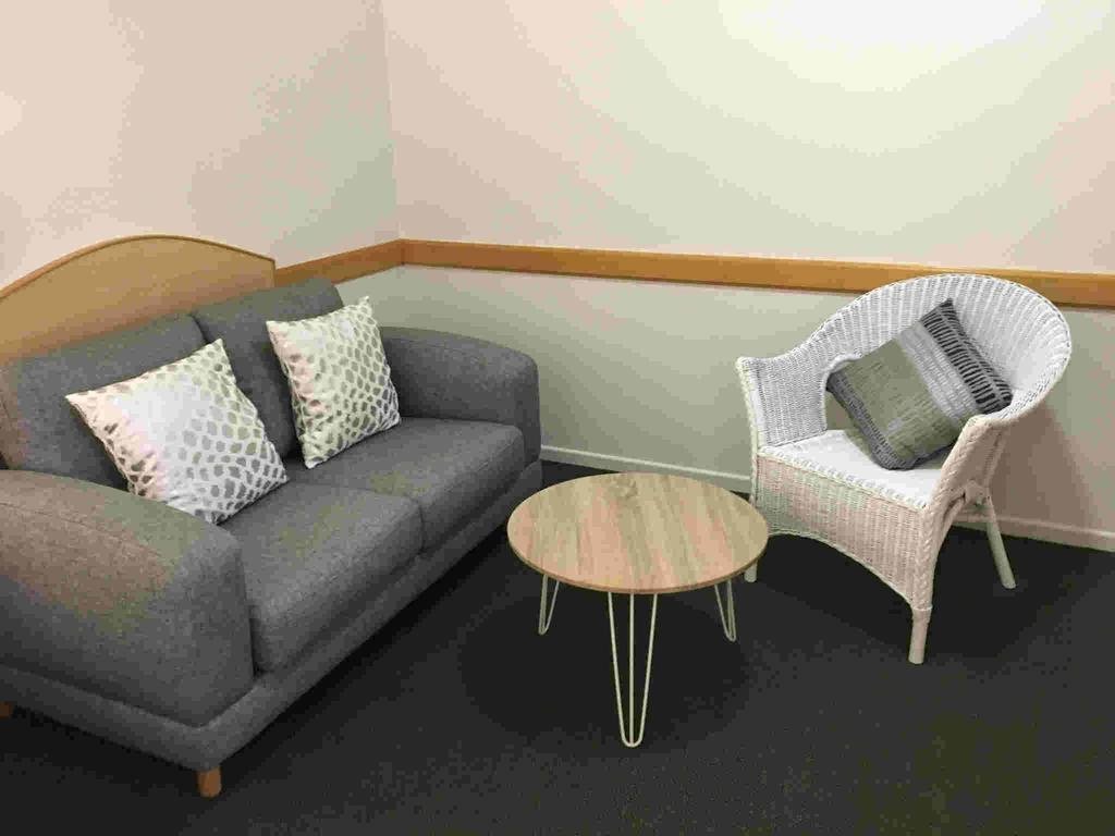 warwick vines motel