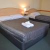 Warwick Vines Motel,Near Selbourne Golf Estate,3 star