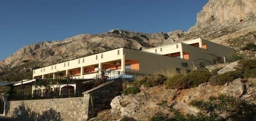 philoxenia hotel