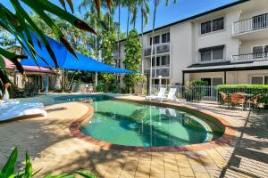 Cairns Reef Apartments & Motel,Earlville>>Cairns,4 star