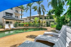 Cairns Reef Apartments & Motel,Earlville>>Cairns,4 star