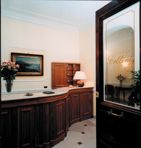 Hotel Cellini,Piazza Della Repubblica>>Lazio,3 star