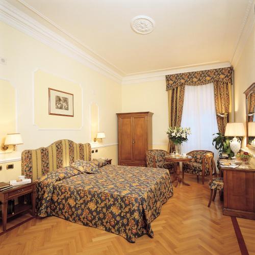 Hotel Cellini,Piazza Della Repubblica>>Lazio,3 star