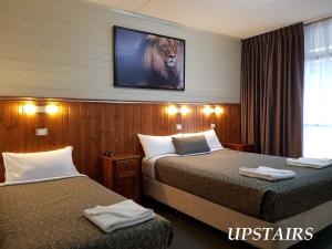 central motel mildura