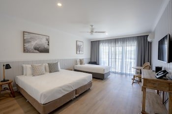 the quarters ascend hotel collection