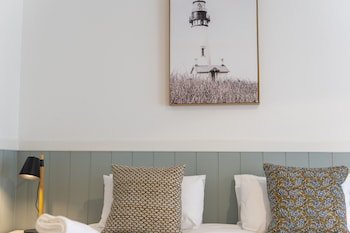 The Quarters, Ascend Hotel Collection,Central Coast>>Bateau Bay,4 star