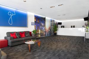 George Williams Hotel Brisbane,Oxenford>>Brisbane,4 star
