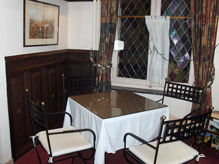 Hotel Queen Mary,Brussels-Capital Region>>Brussels,3 star