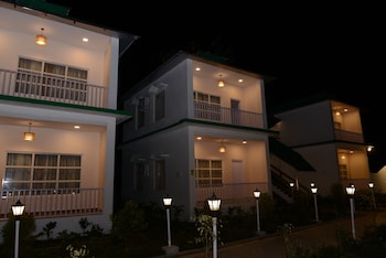 jaldapara forest tourist lodge