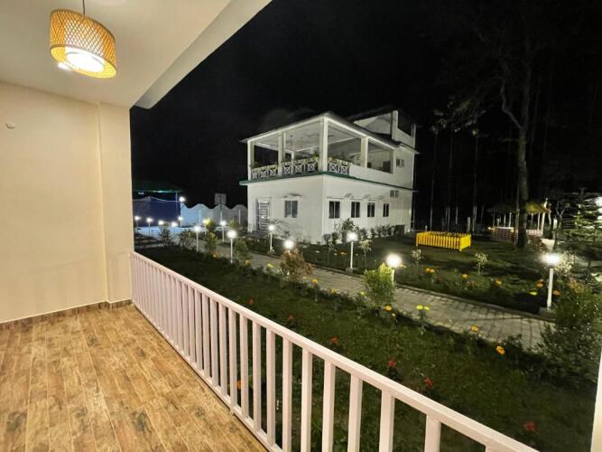jaldapara forest tourist lodge