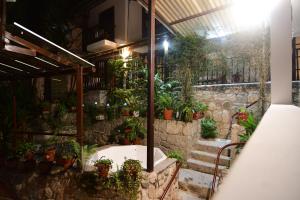 gringo bills boutique hotel