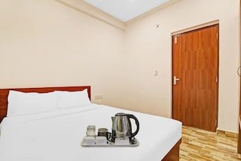 Iroomz Sri Udupi Park Suites Pmc,,3 star