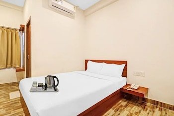 Iroomz Sri Udupi Park Suites Pmc,,3 star